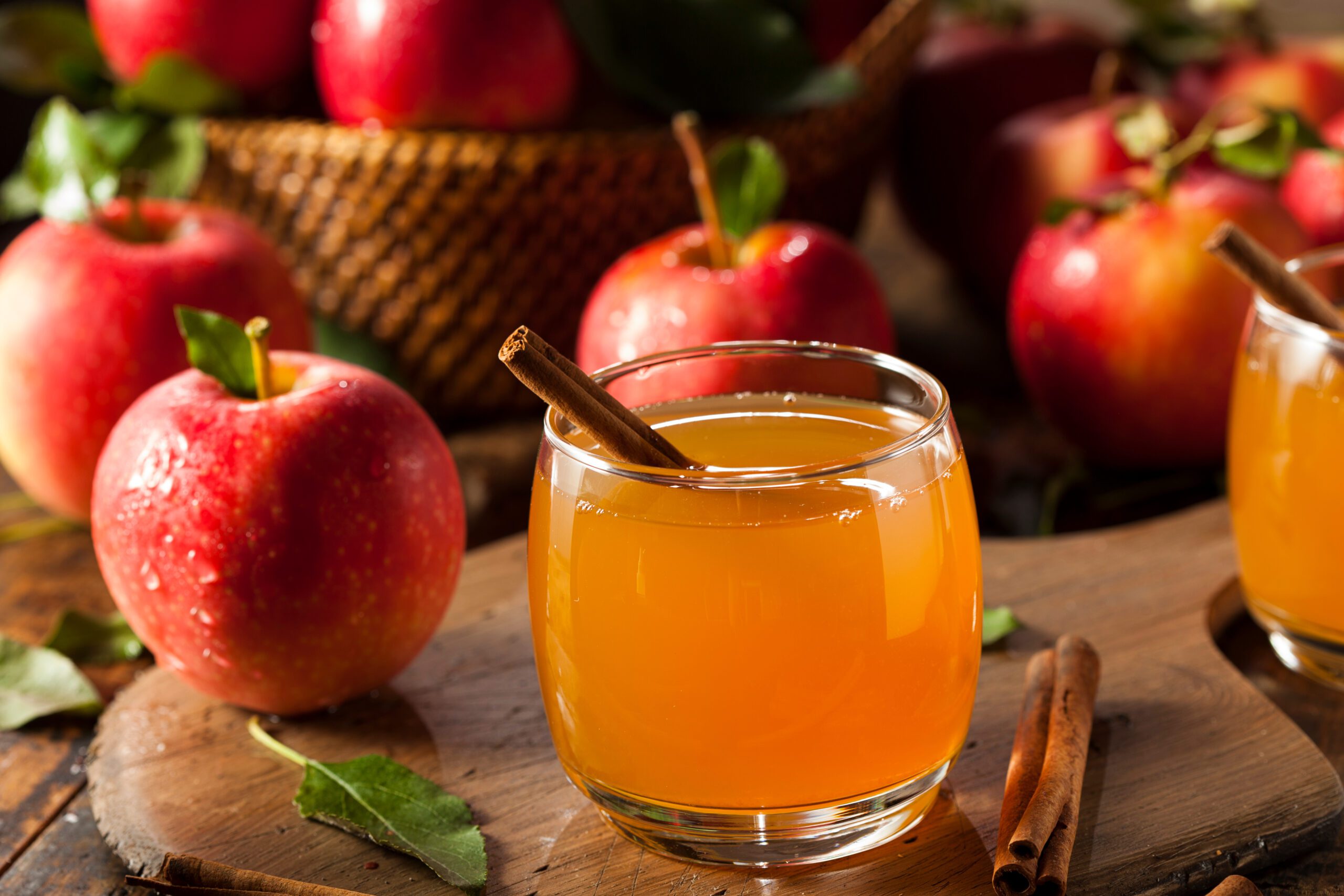 Alle Meta-Typen: Selbstgemachter Apfelsaft - Schlanke Figur